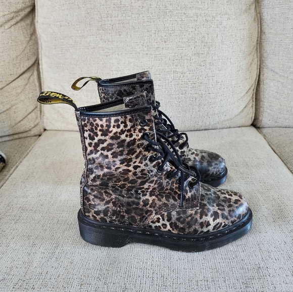 Dr. Marten Leopard Print Lace Up Leather Boots Women's Size 5 - Picture 5 of 11